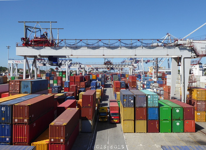 免堆期能够申请耽搁吗