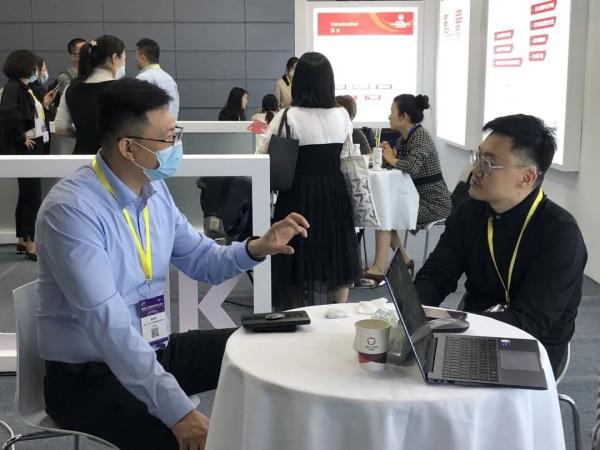 我司参展首届长三角跨境电商行业发展峰会及买卖会