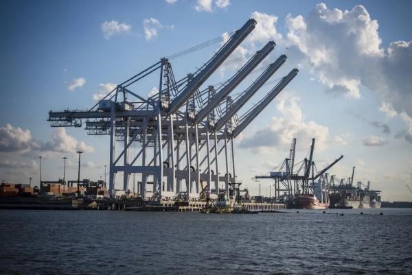 美国休斯顿港颁发收取集装箱滞留费