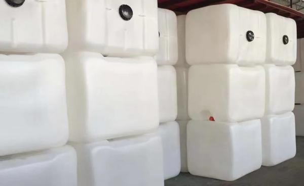 出口危险货物包装容器有什么要求和尺度？