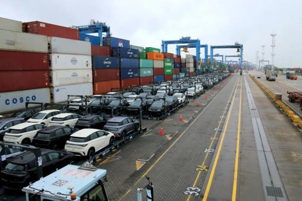 新能源汽车出口再添装运新模式