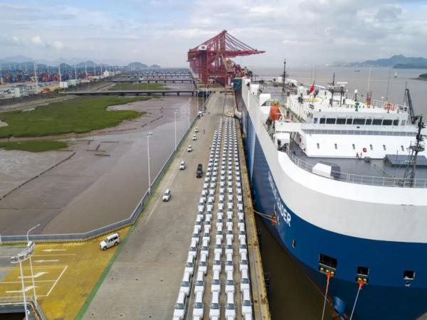 新能源汽车出口再添装运新模式